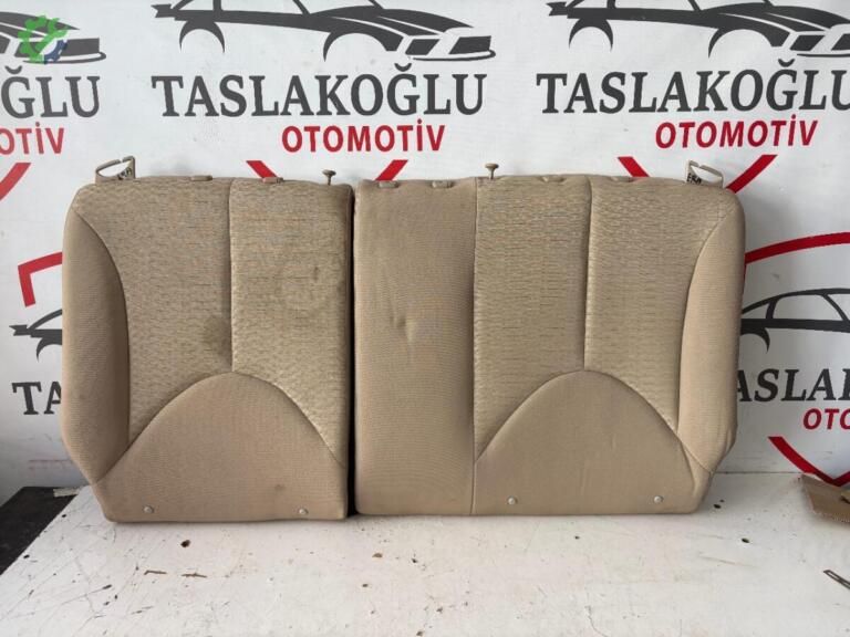 Hyundai Accent Arka Koltuk çıkma parça