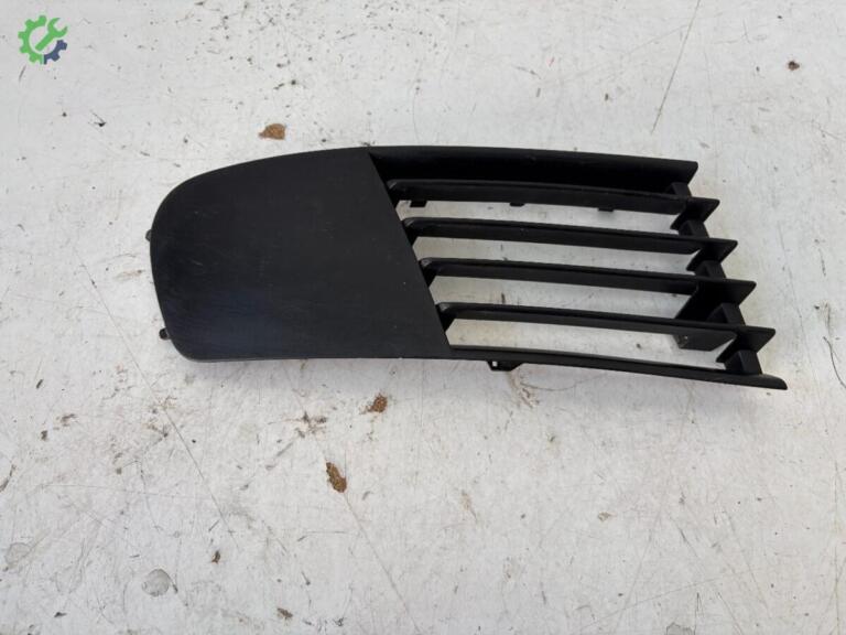 Seat Cordoba Sis Farı Çerçevesi çıkma parça
