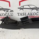 TOYOTA AVENSİS ORTA KONSOL