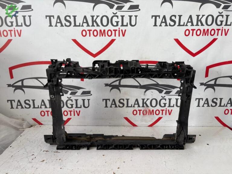 Ford Tourneo Courier Ön Panel çıkma parça