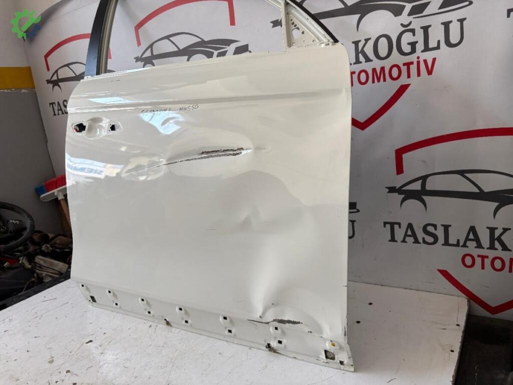 SsangYong Musso Sağ Ön Kapı çıkma parça