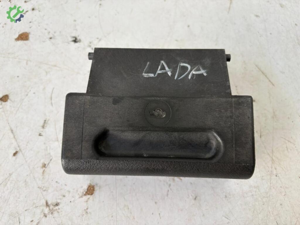 Lada Vega Küllük çıkma parça
