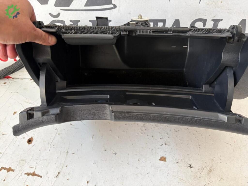 Skoda Octavia Torpido Kapağı çıkma parça
