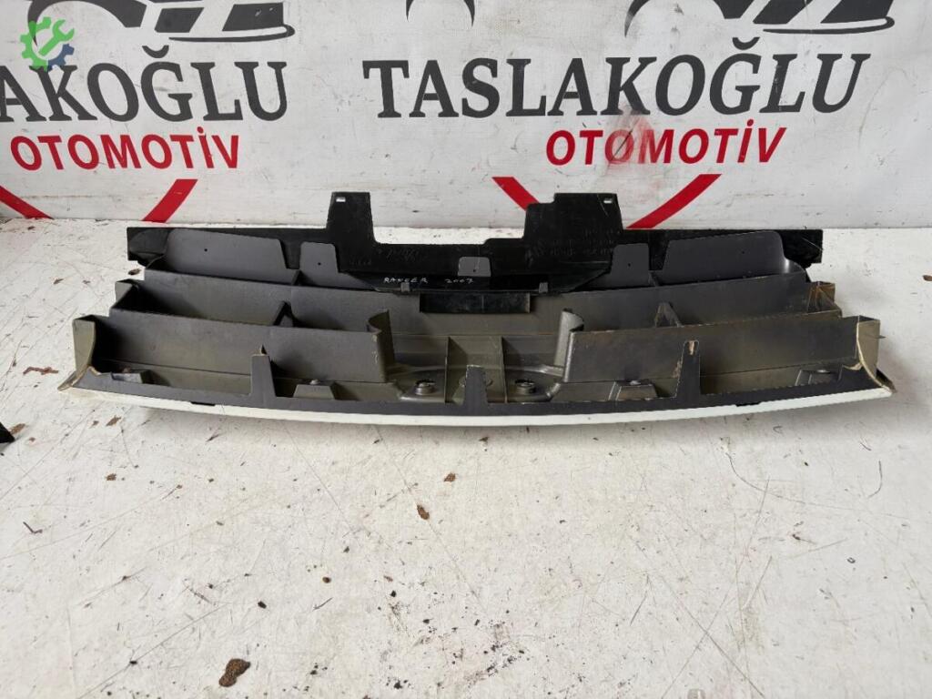 Ford Ranger Panjur UP8750711 çıkma parça