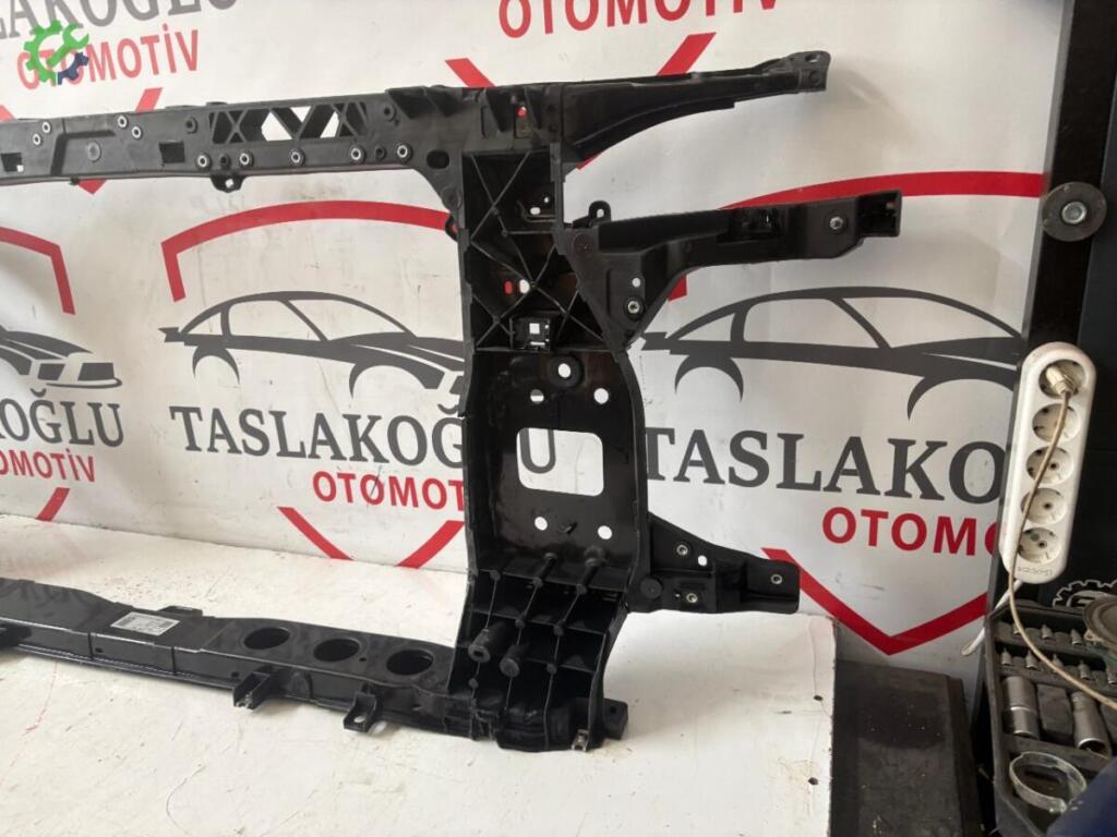 Hyundai Tucson Ön Panel 64101N7500 çıkma parça