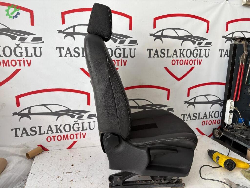 Renault Megane Yolcu Koltuğu çıkma parça
