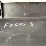 FORD FOCUS 3 BAGAJ EŞİK BAKALİTİ