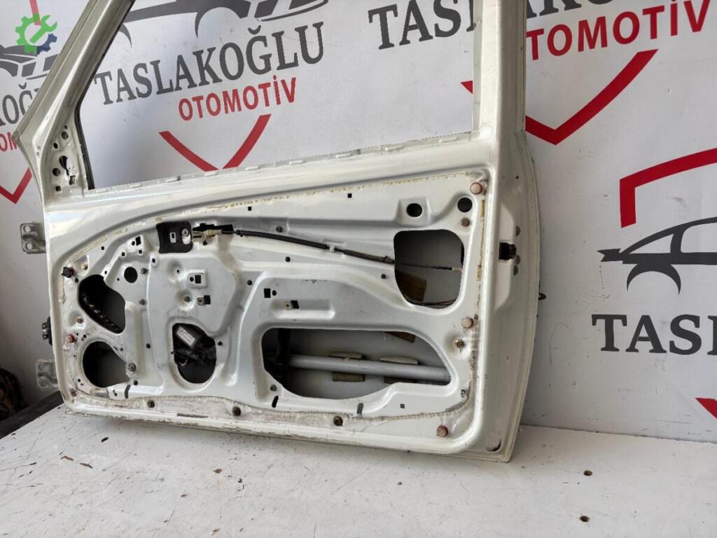 Fiat Palio Sağ Ön Kapı çıkma parça