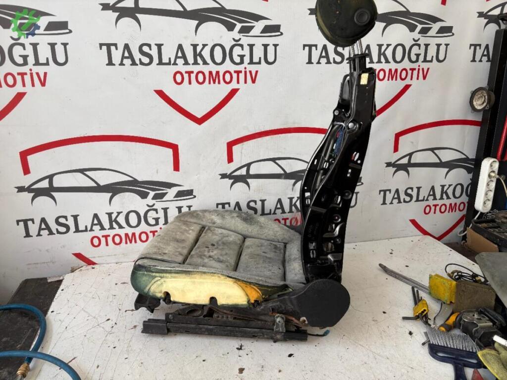 Audi A4 Sağ Koltuk çıkma parça