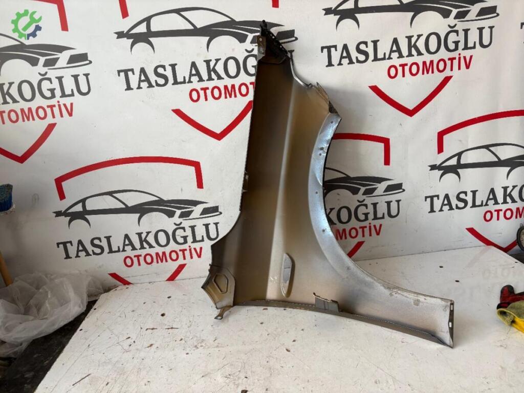 Fiat Egea Sol Ön Çamurluk çıkma parça