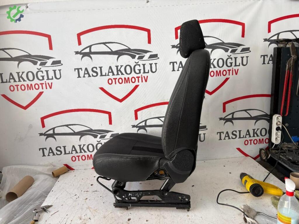 Renault Megane Yolcu Koltuğu çıkma parça