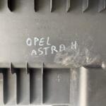 OPEL ASTRA H BAGAJ EŞİK BAKALİTİ