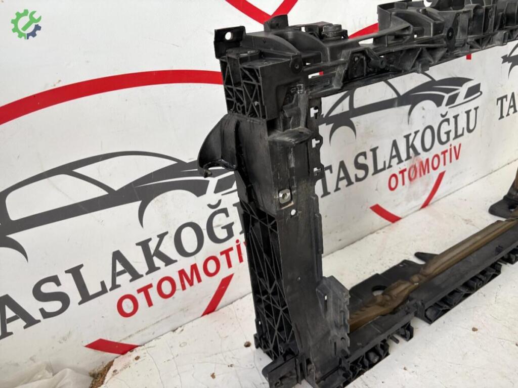 Ford Tourneo Courier Ön Panel JT768B041C çıkma parça