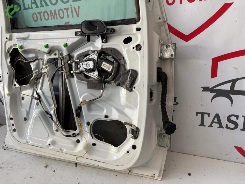 Fiat Scudo Sol Ön Kapı çıkma parça