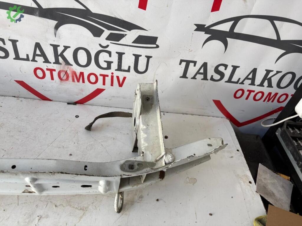 Renault Kangoo Ön Şasi çıkma parça