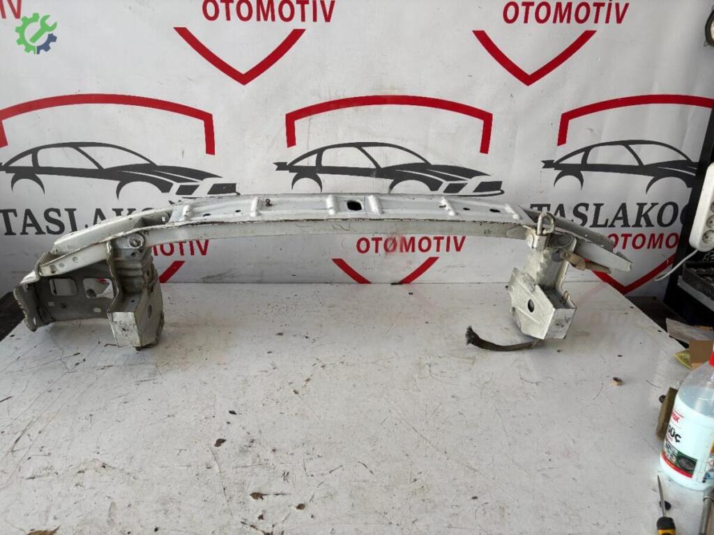 Renault Kangoo Ön Şasi çıkma parça