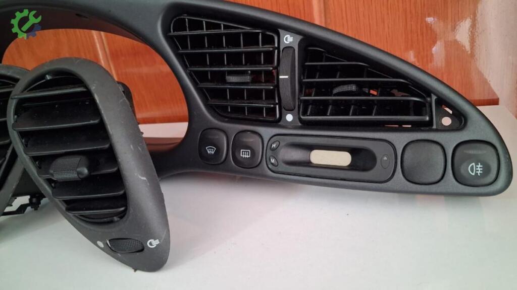 Ford Fiesta Gösterge çıkma parça