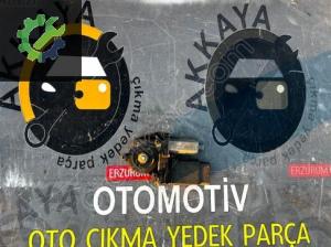 105404-301 Golf 4 Sol ön Cam Motoru Orjinal Çıkma
