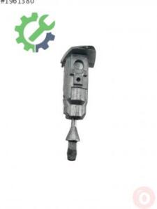 Çıkma Volkswagen Golf Kapı Kilidi 5G0837167