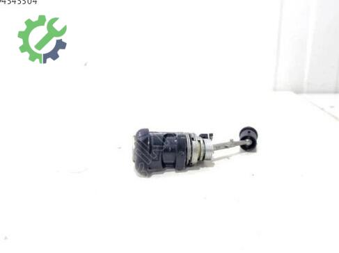 Audi A4 Kapı Kilidi 107837167EN çıkma parça