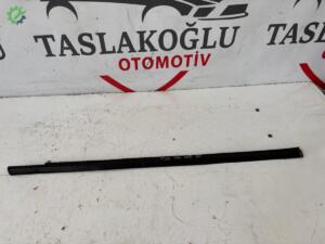 ALFA ROMEO 156 SAĞ ÖN KAPI CAM SIYIRIÇI DIŞ