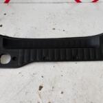 RENAULT KANGOO 2 SOL SÜRGÜLÜ KAPI EŞİK BAKALİTİ