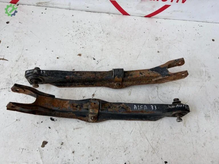 Alfa Romeo 33 Salıncak çıkma parça