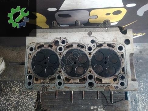 Skoda Fabia Silindir Kapağı 03P103373 çıkma parça
