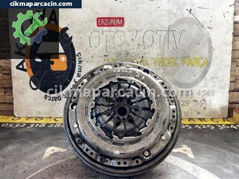 Renault Clio Volant çıkma parça