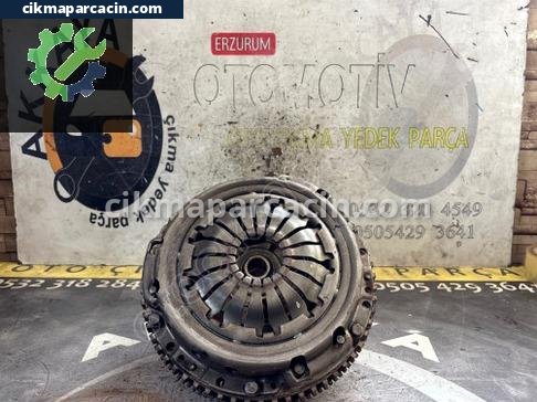 Renault Clio Volant çıkma parça