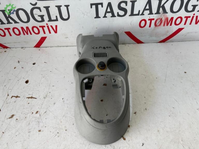 Renault Kangoo Orta Konsol çıkma parça