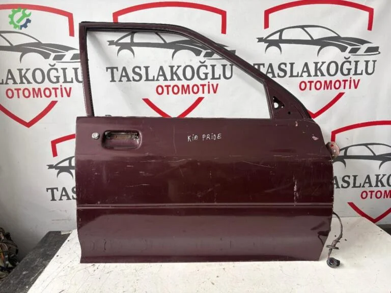 Kia Pride Sağ Ön Kapı çıkma parça
