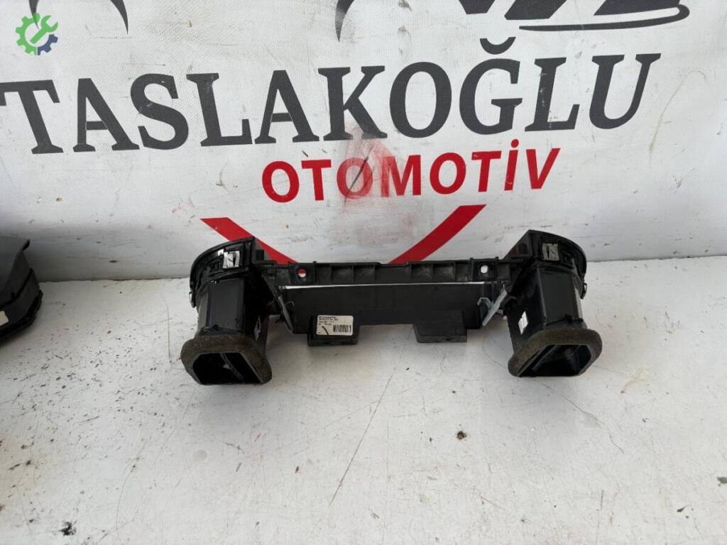 Fiat Doblo Kalorifer Izgarası çıkma parça