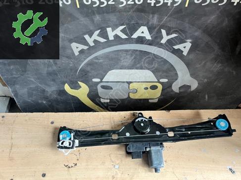 Peugeot Bipper Sağ Ön Cam Krikosu 130822399 çıkma parça