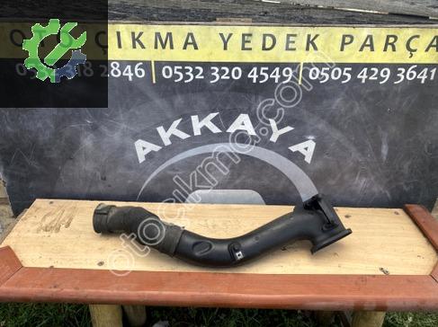 Opel Combo Hava Filtresi Hortumu GM13101636 çıkma parça