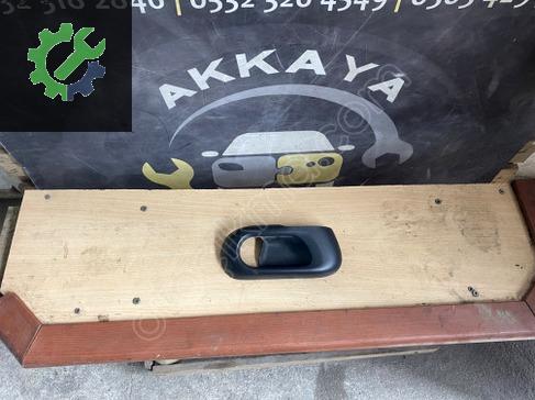 Opel Corsa Sağ Ön Kapı Kolu çıkma parça