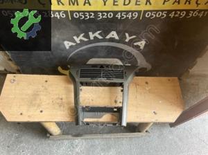 13141091 Opel Astra H Teyp Çerçevesi / Orta Havalandırma Izgarası