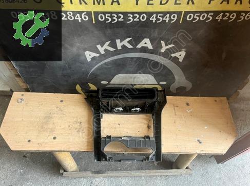Opel Astra Havalandırma Izgaraları 331985437 çıkma parça