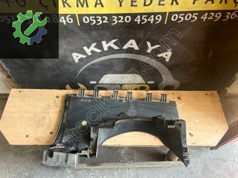 Opel Astra Sol Torpido 331985437 çıkma parça