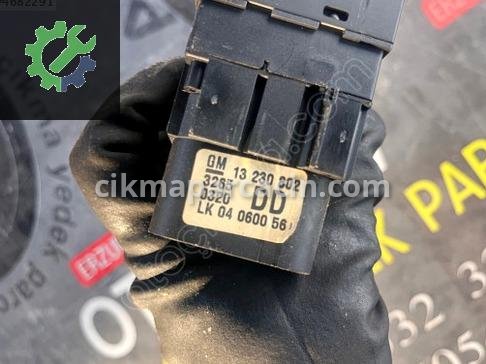 Opel Vectra Far Anahtarı 13230802 çıkma parça