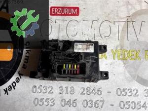 13382213 OPEL CORSA D 1.3 CDTI Çıkma Orijinal Sigorta Kutusu