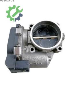 BMW 1 Serisi 2023 Çıkma Gaz Kelebeği 13547561066