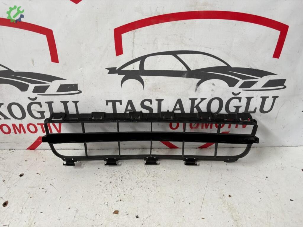 Renault Symbol Tampon Izgarası çıkma parça