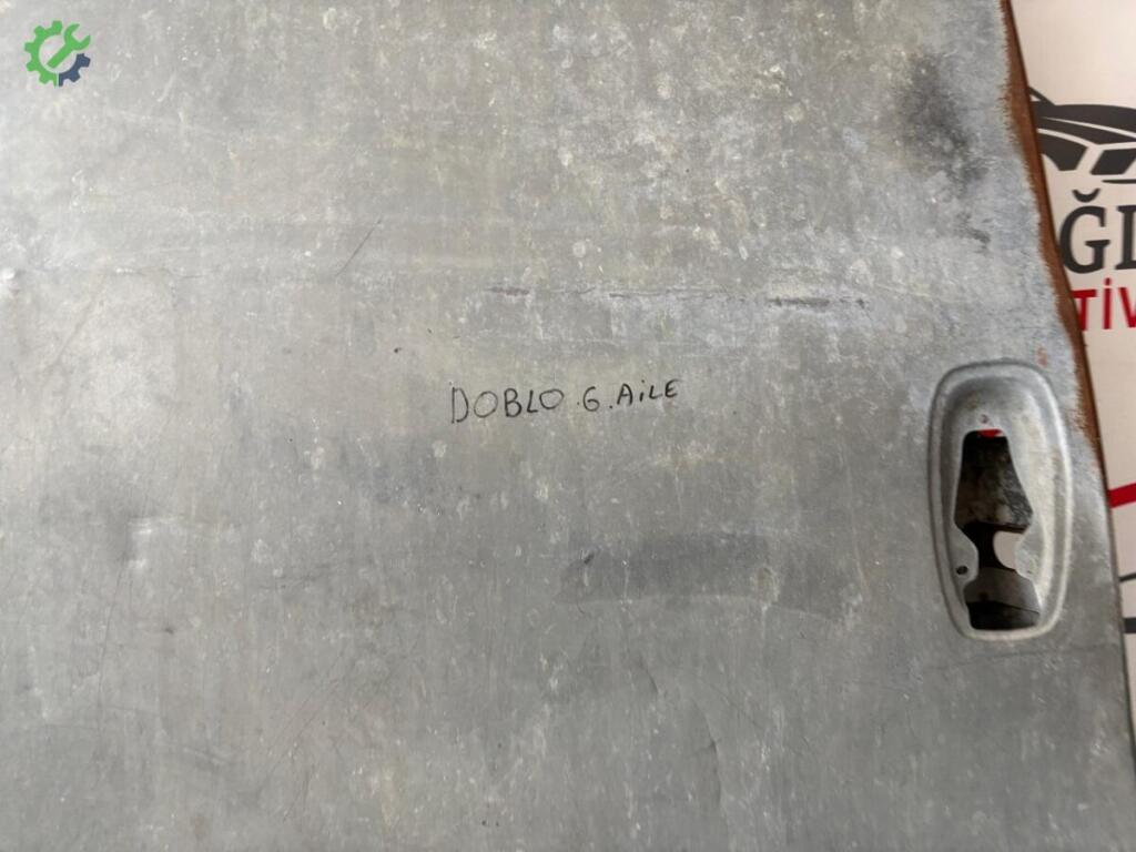 Fiat Doblo Sağ Sürgülü Kapı çıkma parça