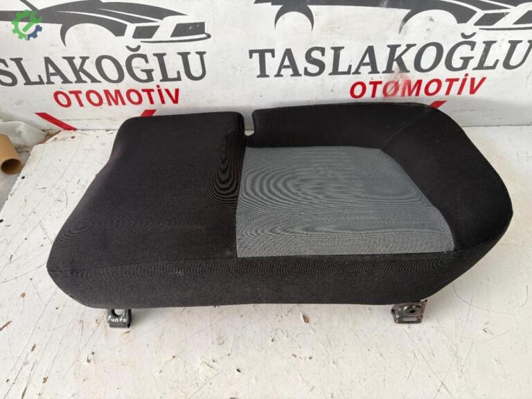Fiat Punto Koltuk çıkma parça