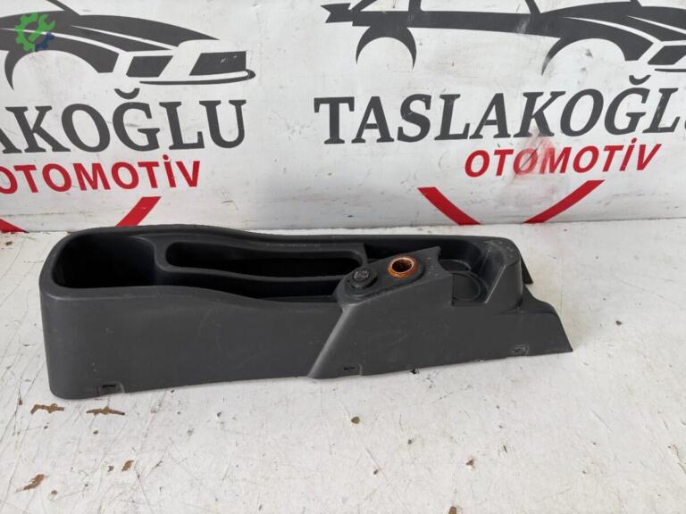 Fiat Fiorino Orta Konsol çıkma parça