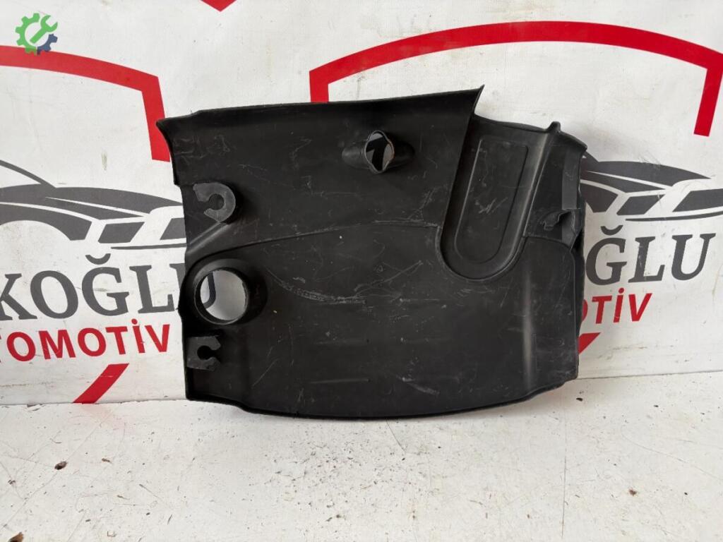 Renault Symbol Motor Kapağı çıkma parça