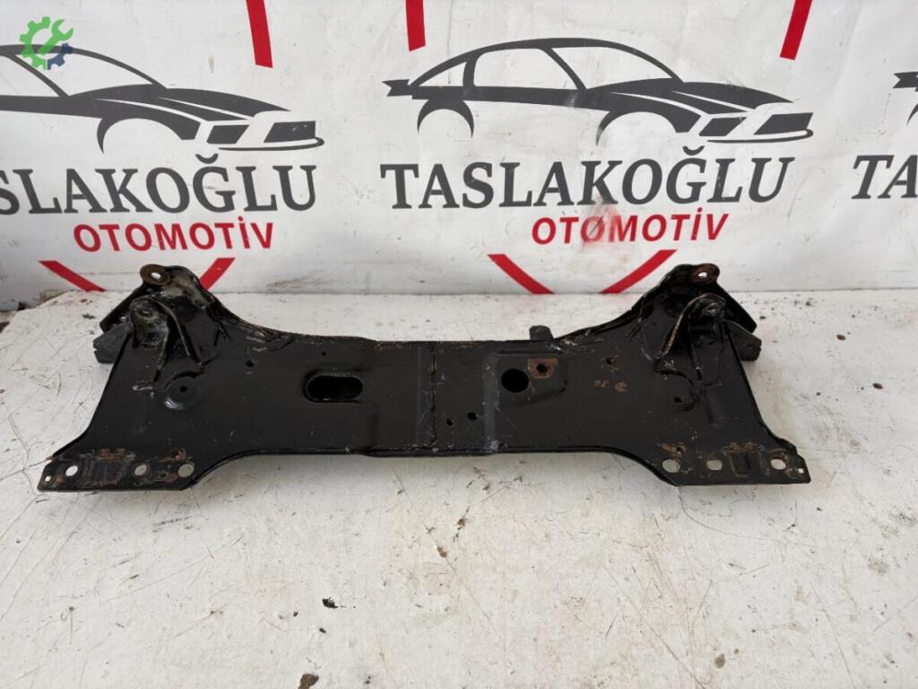 Fiat Doblo Ön Travers çıkma parça