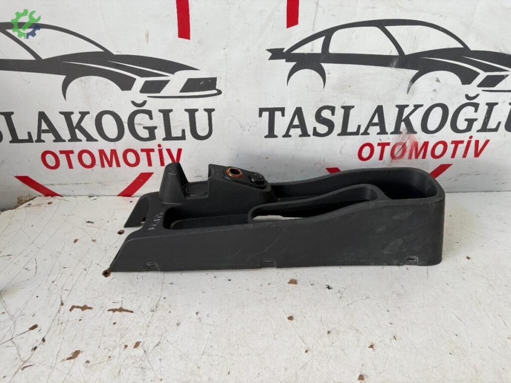 Fiat Fiorino Orta Konsol çıkma parça
