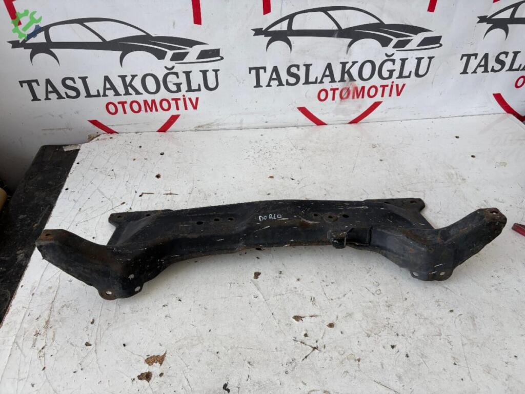 Fiat Doblo Ön Travers çıkma parça